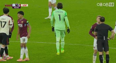 帕奎塔：红牌是过去两年面对不公的缩影，向所有球迷队友道歉本轮英超，西汉姆主场0-