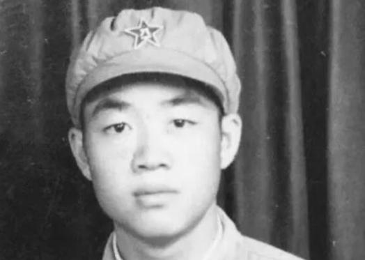 1951年，15岁志愿军小兵私自开炮，意外端掉美军军火库，团长：立功再加15天禁