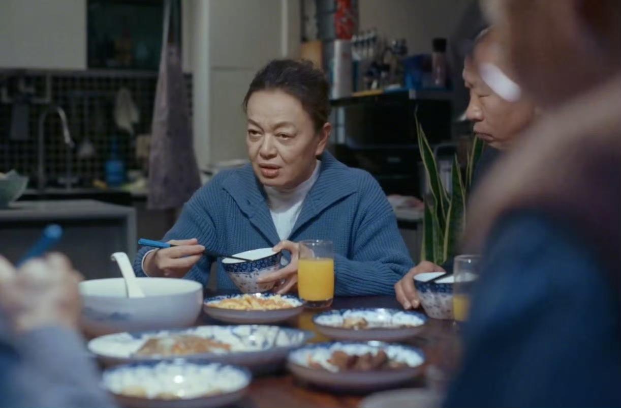 金鸡奖最佳女配角提名：
王娟 （《翠湖》饰谢淑贞） 
兰西雅 （《震耳欲聋》饰张