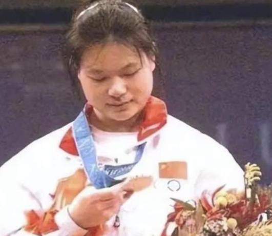 “我做得最正确的事，就是卖掉所有金牌！”2003年，奥运冠军陈晓敏，卖掉自己的9