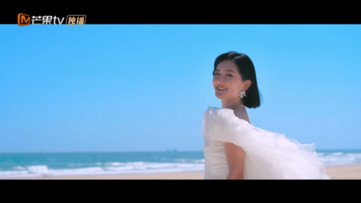谢娜把娜就聊姐姐写成了一首歌 真的有点好哭，娜姐把这些真实又温暖的相处，直接写成