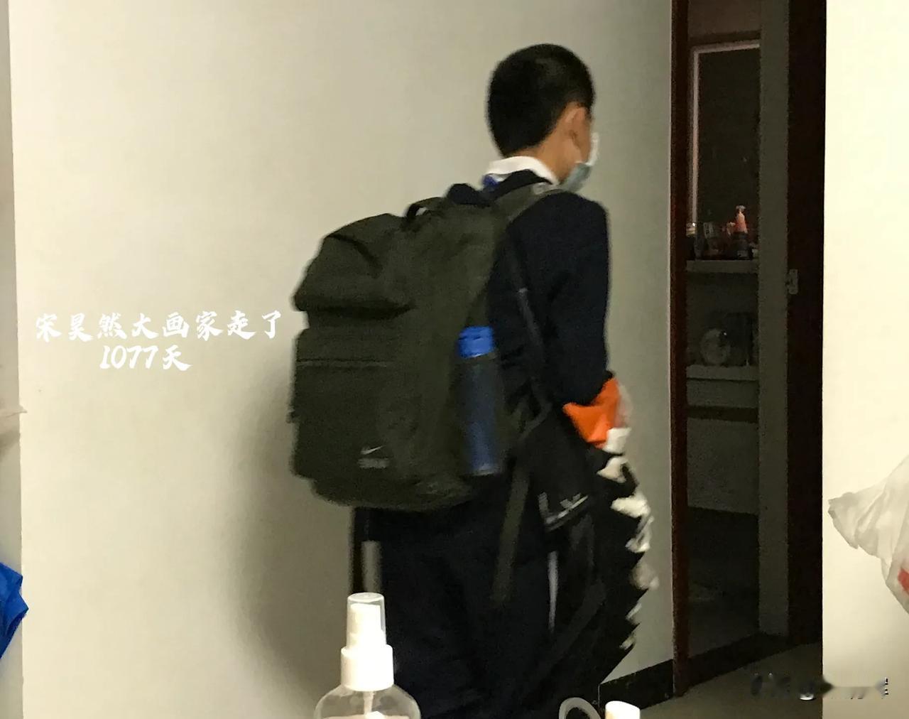 #总在记忆里# （1077）：再有一个多月，我儿宋昊然三周年，我该如何纪念他？天