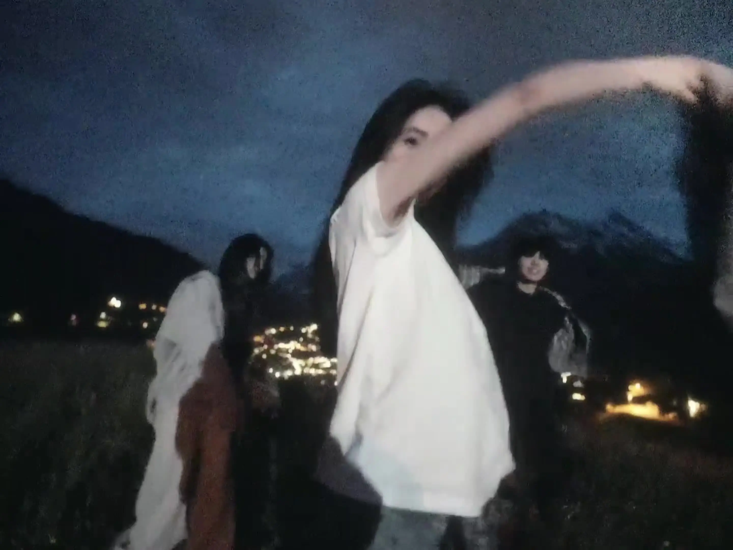 7.你既然可以一个人走南闯北 那就什么都不要将就(博主:  )