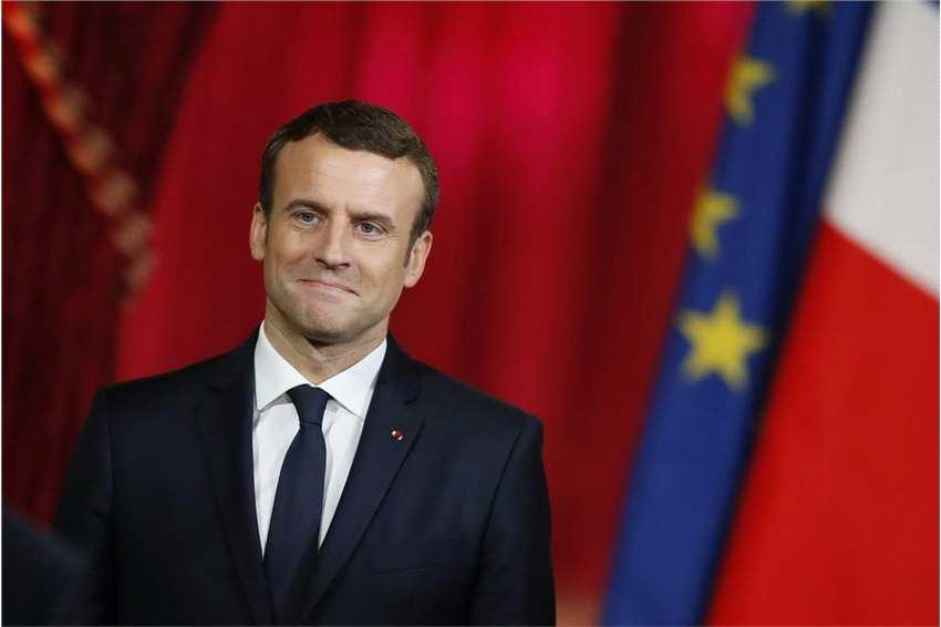 法国脸都绿了！引以为傲的“阵风”被印度给玩砸了！颜面尽失，这在全球的损失和信誉难