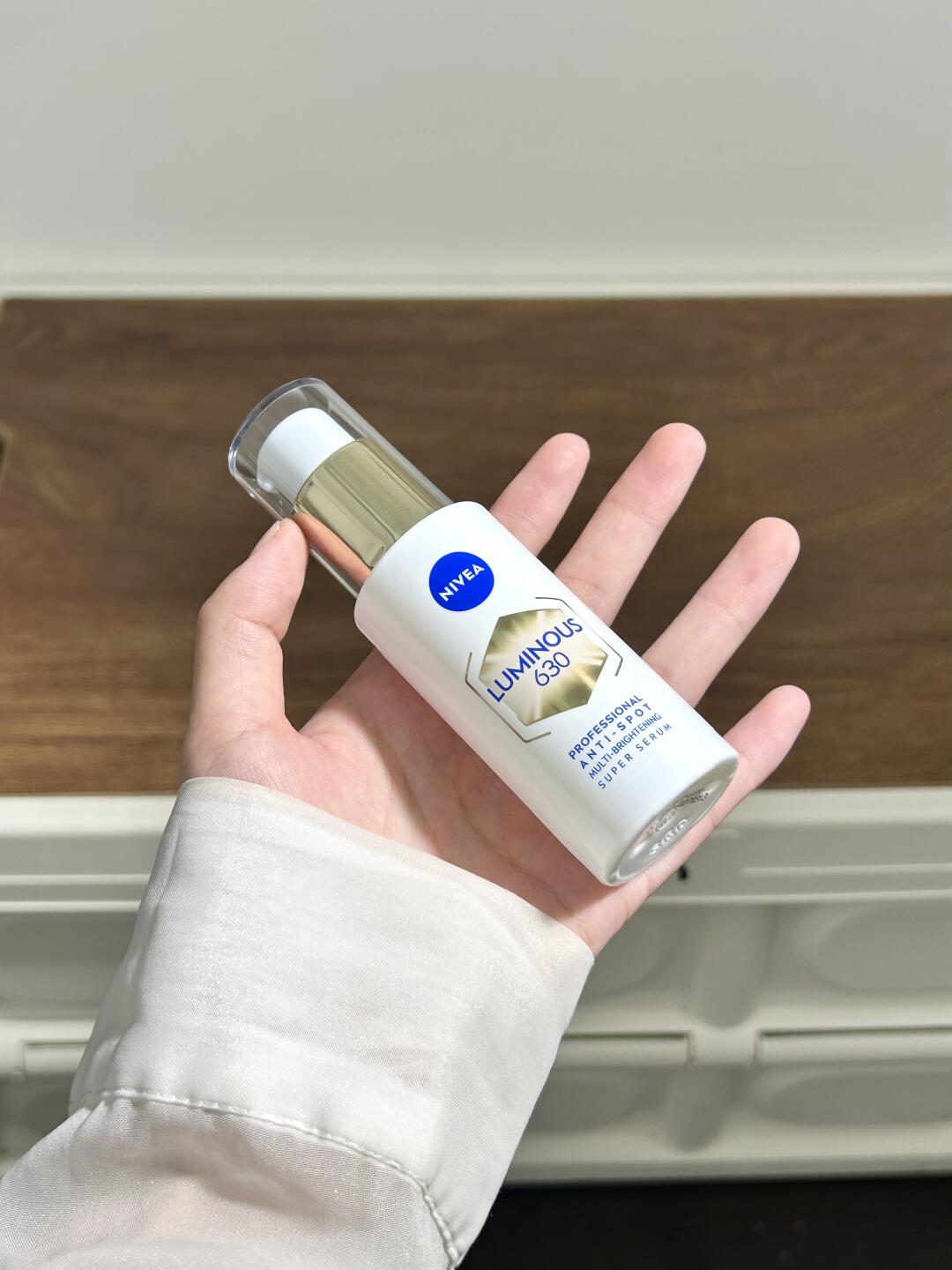 一瓶秒所有！！没人告诉我这么能白啊。。。