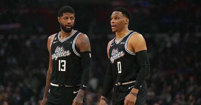 #威少乔治可能离开快船##NBA总决赛##NBA# 快船仍未给乔治提供最大合同，