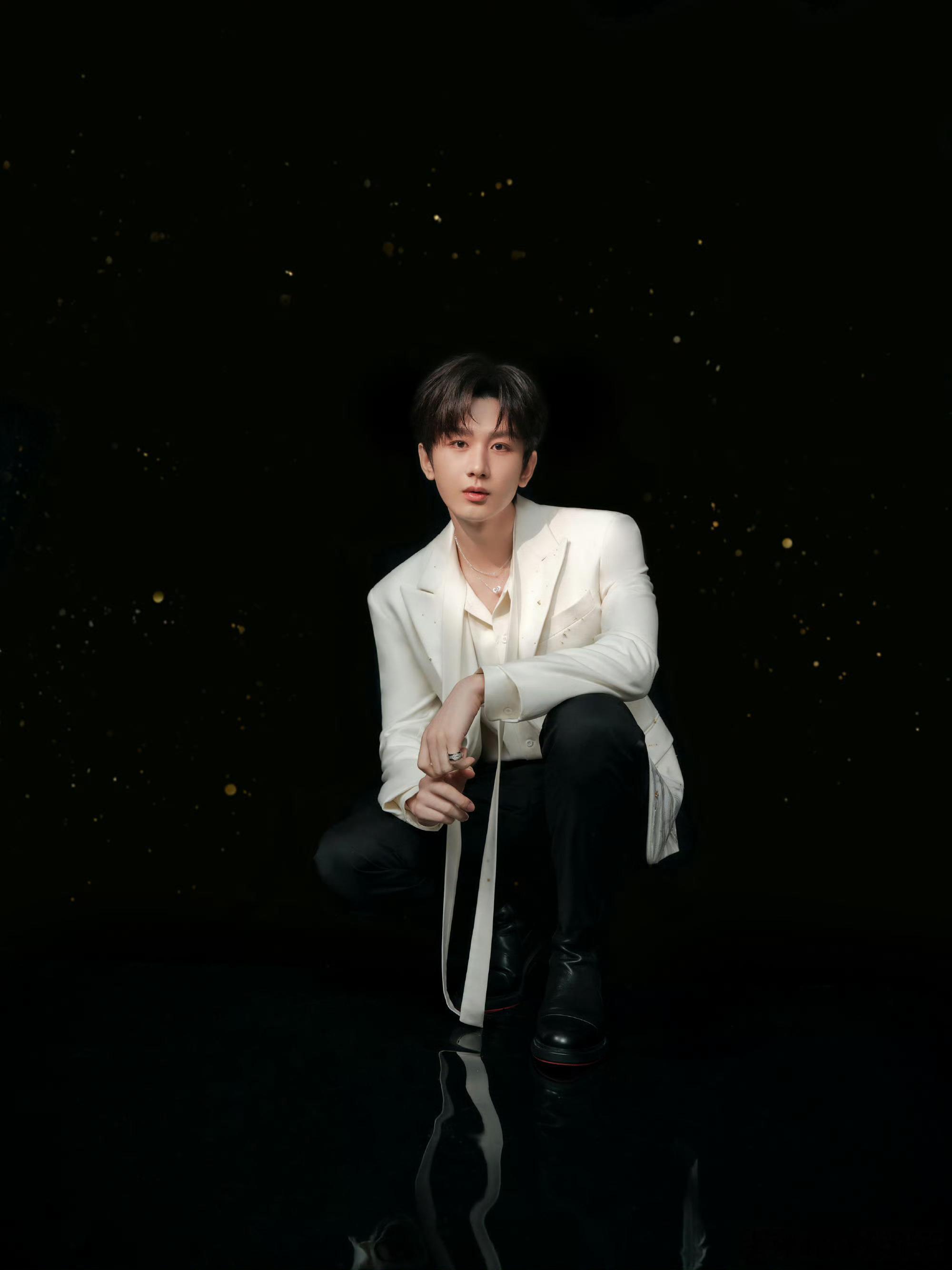 Y成毅两京十五日cy成毅朱瞻基你的一切遥不可及，唯有思念寸步不离。| 长安二十四