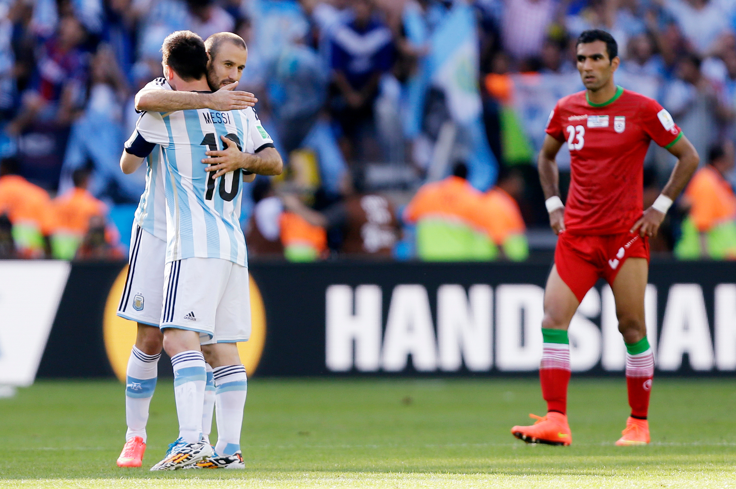 麦卡利斯特，突然让我想起一位小辫子