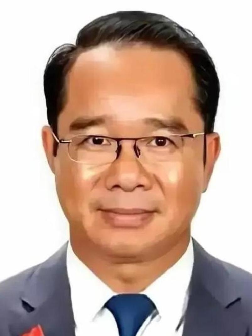 炸裂！越南教授当众拆穿：这才是亚洲真正的“定海神针”
 
一位越南教授的话，把亚