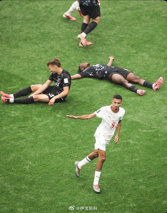 欧纳希VS加拿大全场数据：⚽️ 2 -进球🥅 2 -射门🎯 2 -射正🪄 