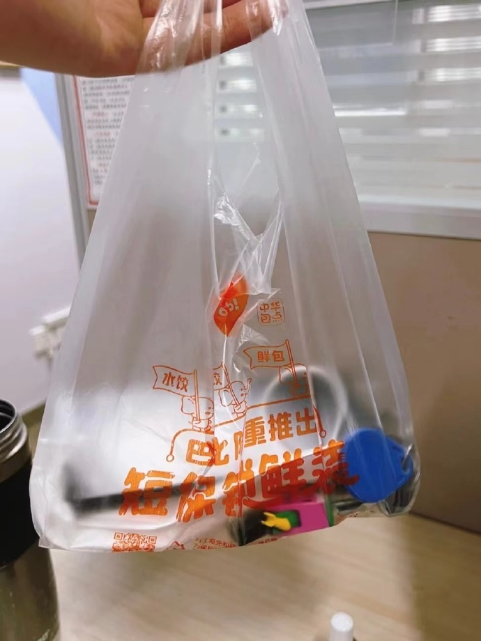 工作越久通勤包越极简