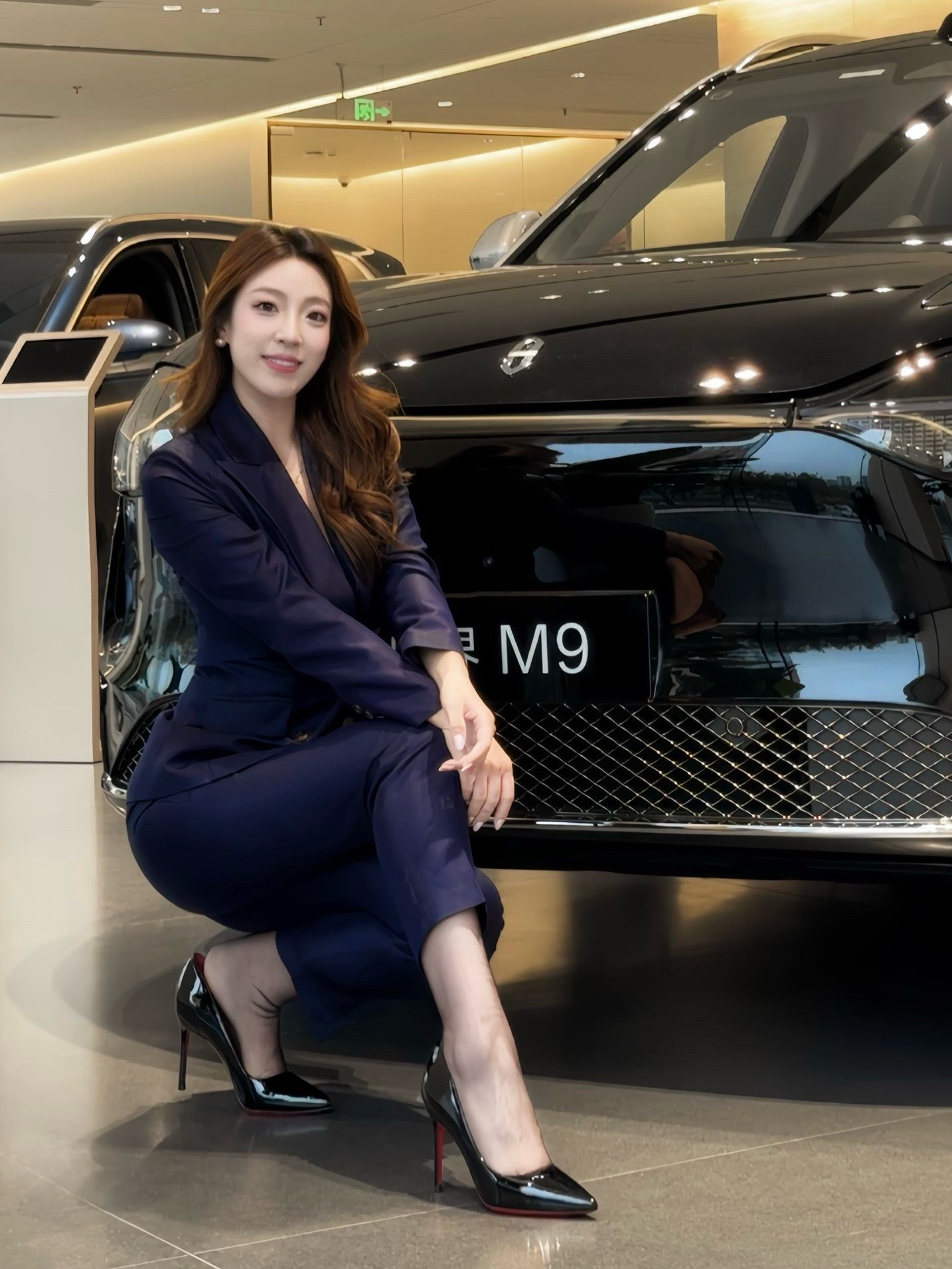 问界M9出来以后，油车大型SUV价位差不太多的都不太好卖了 ​​​