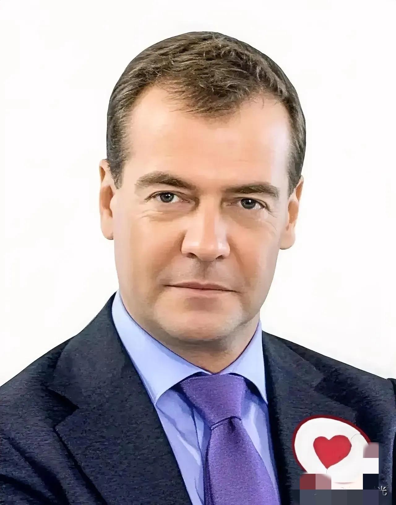 俄罗斯传来大消息！欧洲8国要睡不好觉了。4月16日消息，俄罗斯联邦安全会议副主席