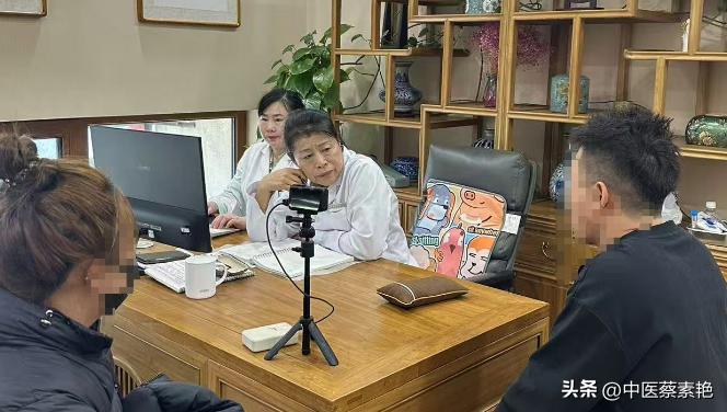 年轻时手淫伤肾精，还能补回来吗？

很多男生年轻时不懂节制，手淫过度，等到出现腰