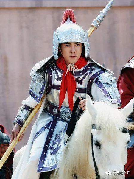 “他不是评书里‘银枪白马少年郎’，是明朝唯一被朱棣钦定‘终身不得领兵出征’的将军