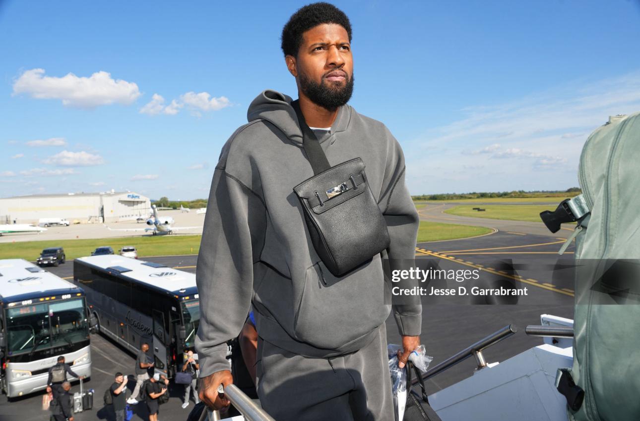 乔治随队前往阿布扎比🛫费城76人NBA季前赛 Photo via Getty 