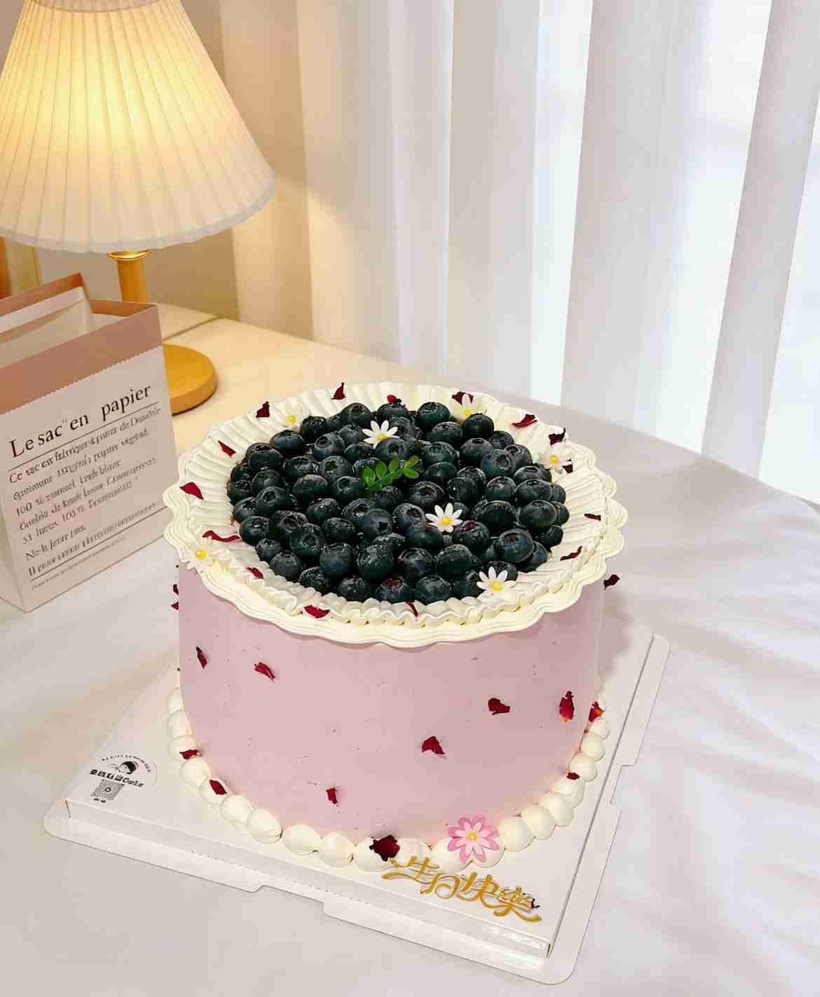 我的今日状态：🏝️旅行度假
我这里的天气：🌤️多云