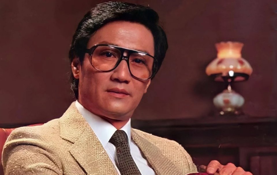 四哥谢贤，谢霆锋父亲去世，真的好突然，老一辈港星逐渐离我们远去，一路走好