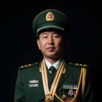 2008年，3名中国联防队员执勤时被匪徒砍杀。指挥员在围捕穷凶极恶的暴徒时，不惜