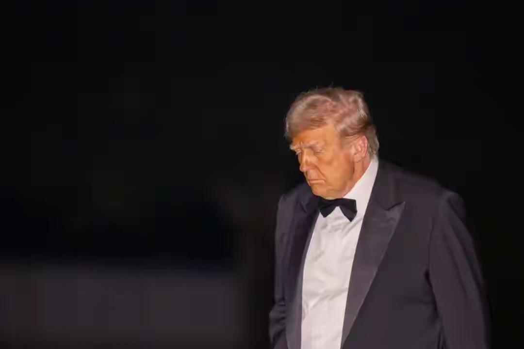 美国虚情假意！捏着假消息，忽悠别人称与伊朗对话完美，已形成协议要点，当天23日，