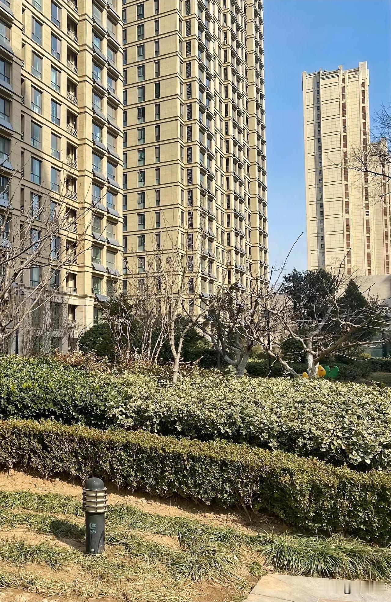 现在的二手房真的很难卖吗？
我卖房子快15年了，我可以明确的告诉你，真的很难卖！