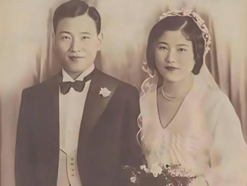 他是黄埔最硬的鹰，却被妻子烧掉全部家当不敢作声，兵败后吞枪自尽，才知妻子早已为他