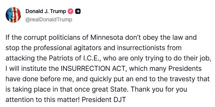 特朗普考虑动用《叛乱法》来打击在明尼苏达州与移民和海关执法局发生冲突的抗议者。