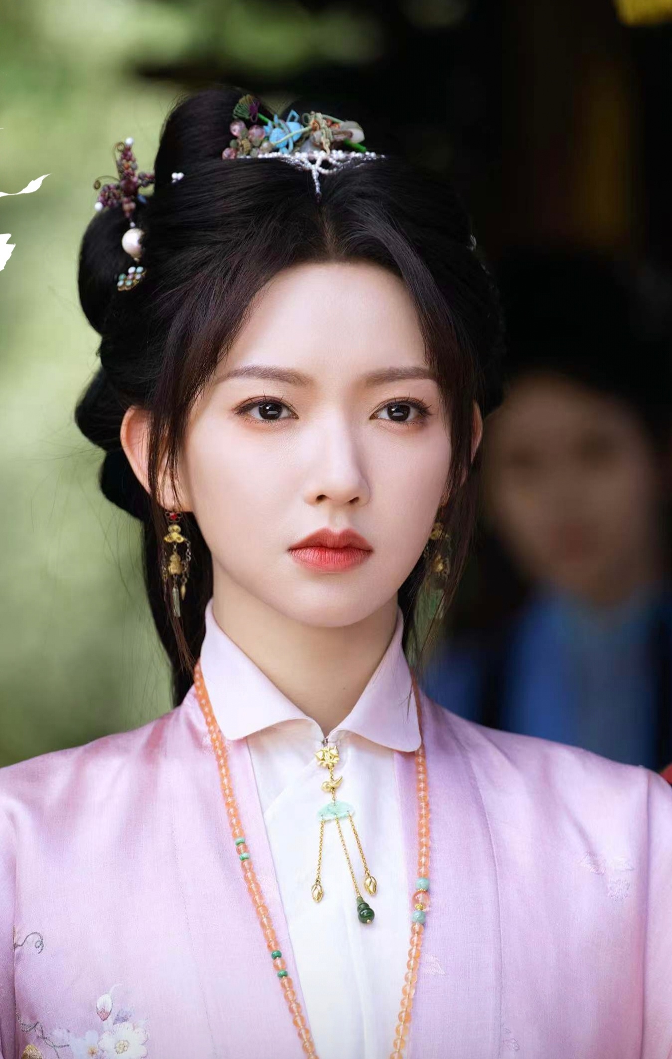 程潇赵嘉敏 发小闺蜜勇闯娱乐圈玉茗茶骨里的二小姐荣筠溪和四妹妹荣筠茵