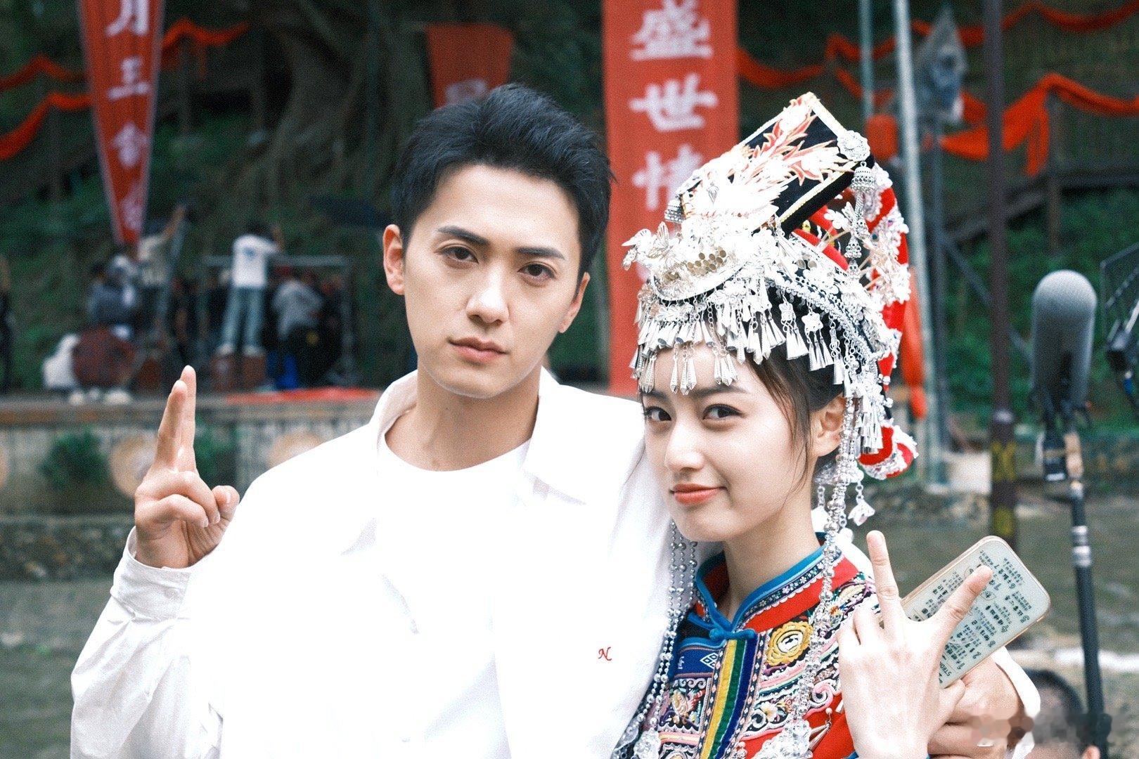 杀青大吉！ ​​​