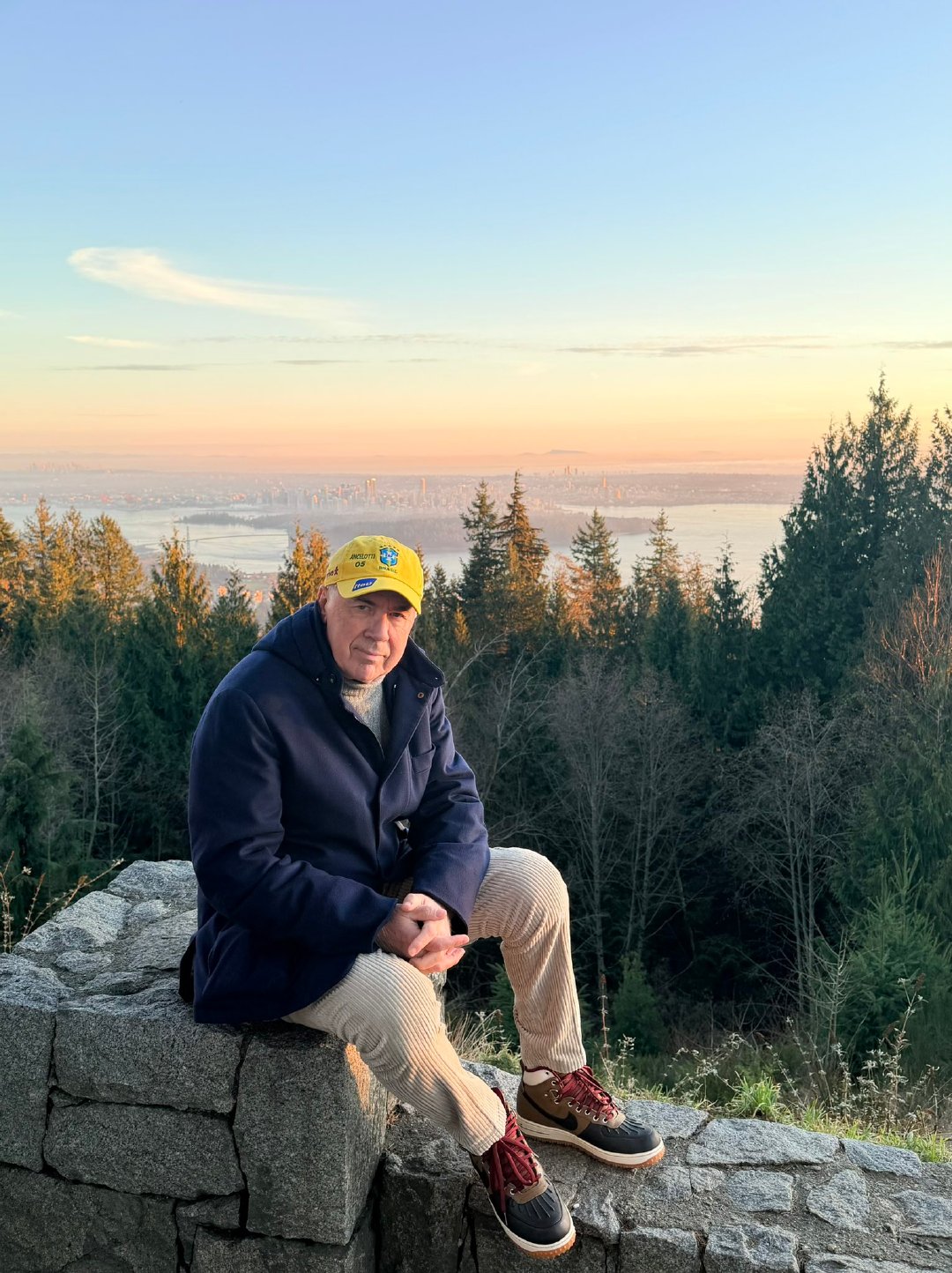 安切洛蒂：“我不想对任何人不敬，但我执教过最好的球员是C罗。”halamadri