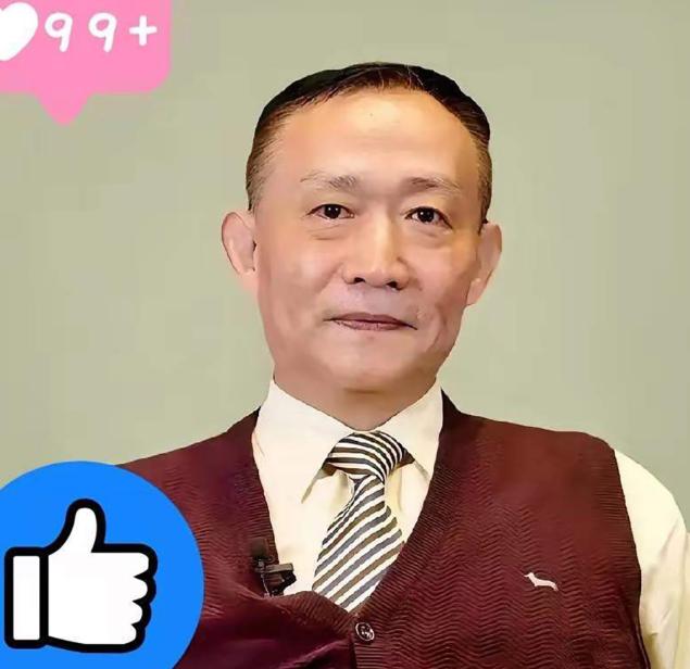 卢麒元说：有人喜欢“卖资产”，却不敢明目张胆地“卖资产”，只好打着“高水平开放”