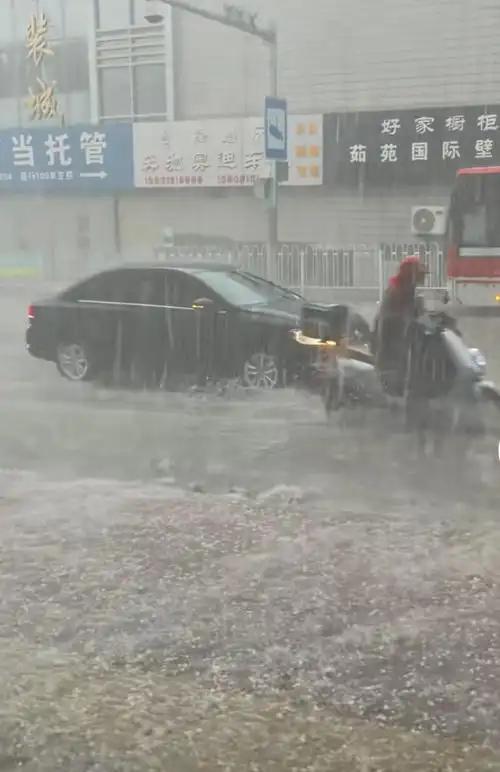 宜昌点军区暴雨橙色预警：70毫米雨量只是开端，警惕山洪滑坡链式反应！

7月18