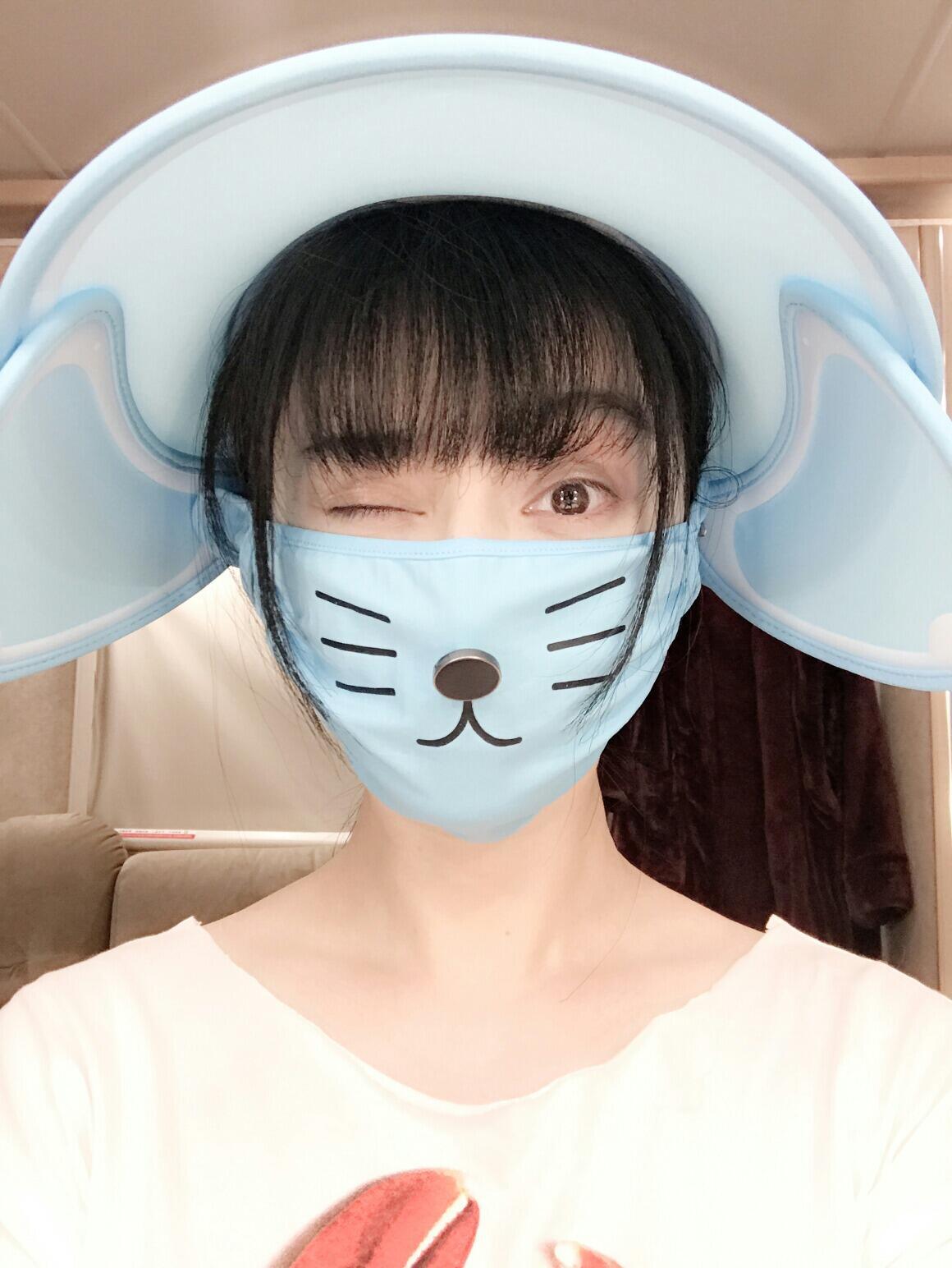 冰冰[色] ​​​