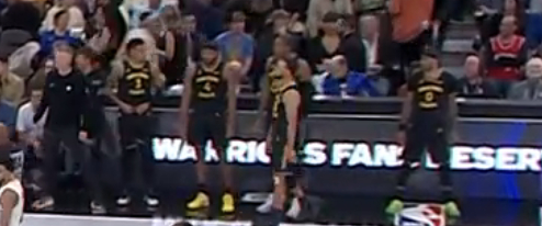 这是要五上五下啊，库里这下休息得不错，巴特勒这套阵容打得很好 