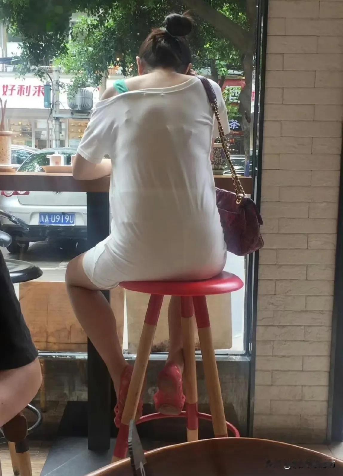 这个车牌号挺好[呆无辜]