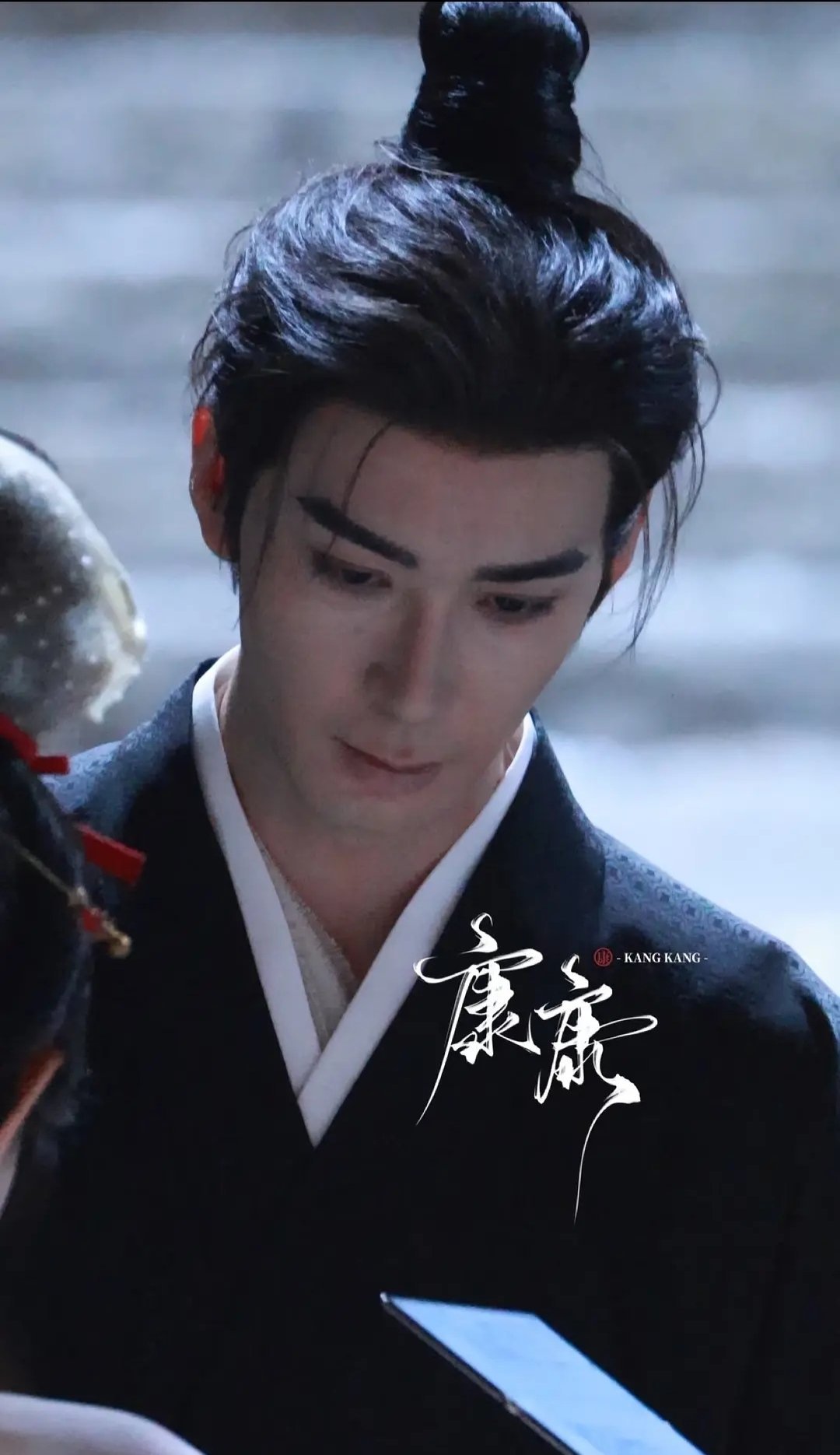 陈星旭生图什么样大家都见过吧？为什么拿着精修的图天天拉踩李女主？李一桐接金枝真的