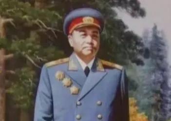 彭德怀有多厉害？李宗仁在其回忆录中，把国民党丢失大陆的原因归纳为两条，其中第二条