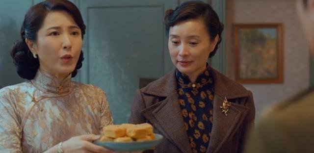 吴学成早看出朱枫是个“奇怪的人”，碧奎却毫无察觉，而这背后只因爱情让人彻底盲目 