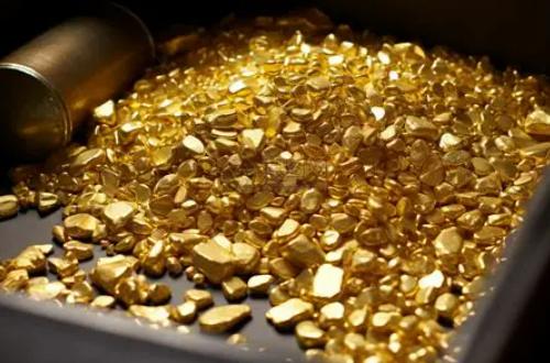印度想把自己存在美国的黄金运回家，可美国不让。另一边，中国却用聪明的办法，把黄金