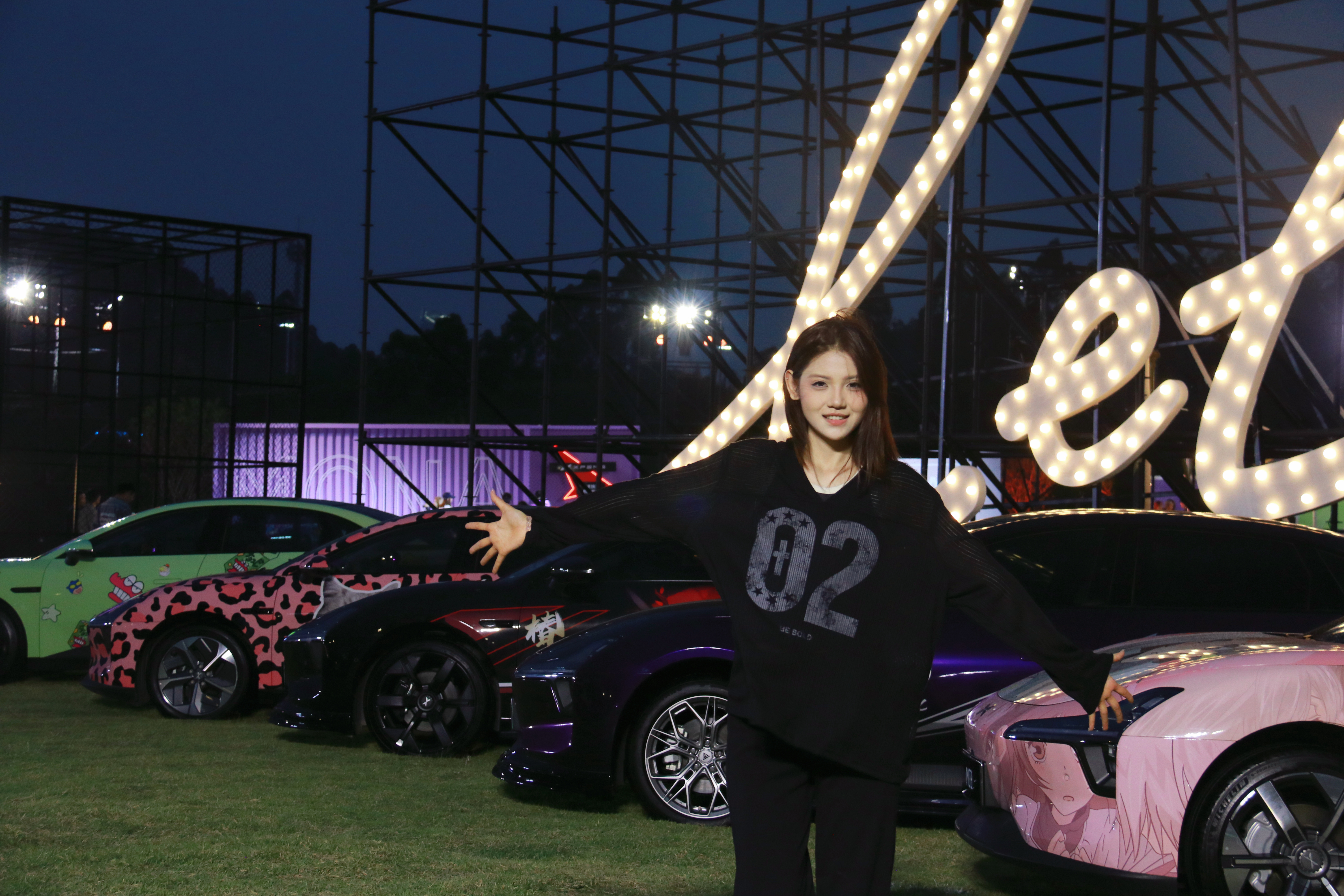 小鹏MONA M03上市派对圆满结束!网卡了半天才把照片下好，和满场颜值在线的小