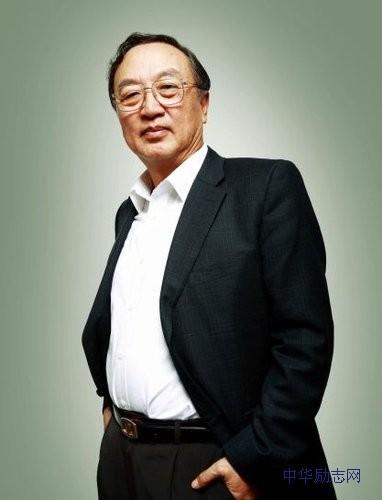 有人在评论区说，联想得把银行的钱全还清，零负债才能谈其他，还怕拖久了要国家兜底，