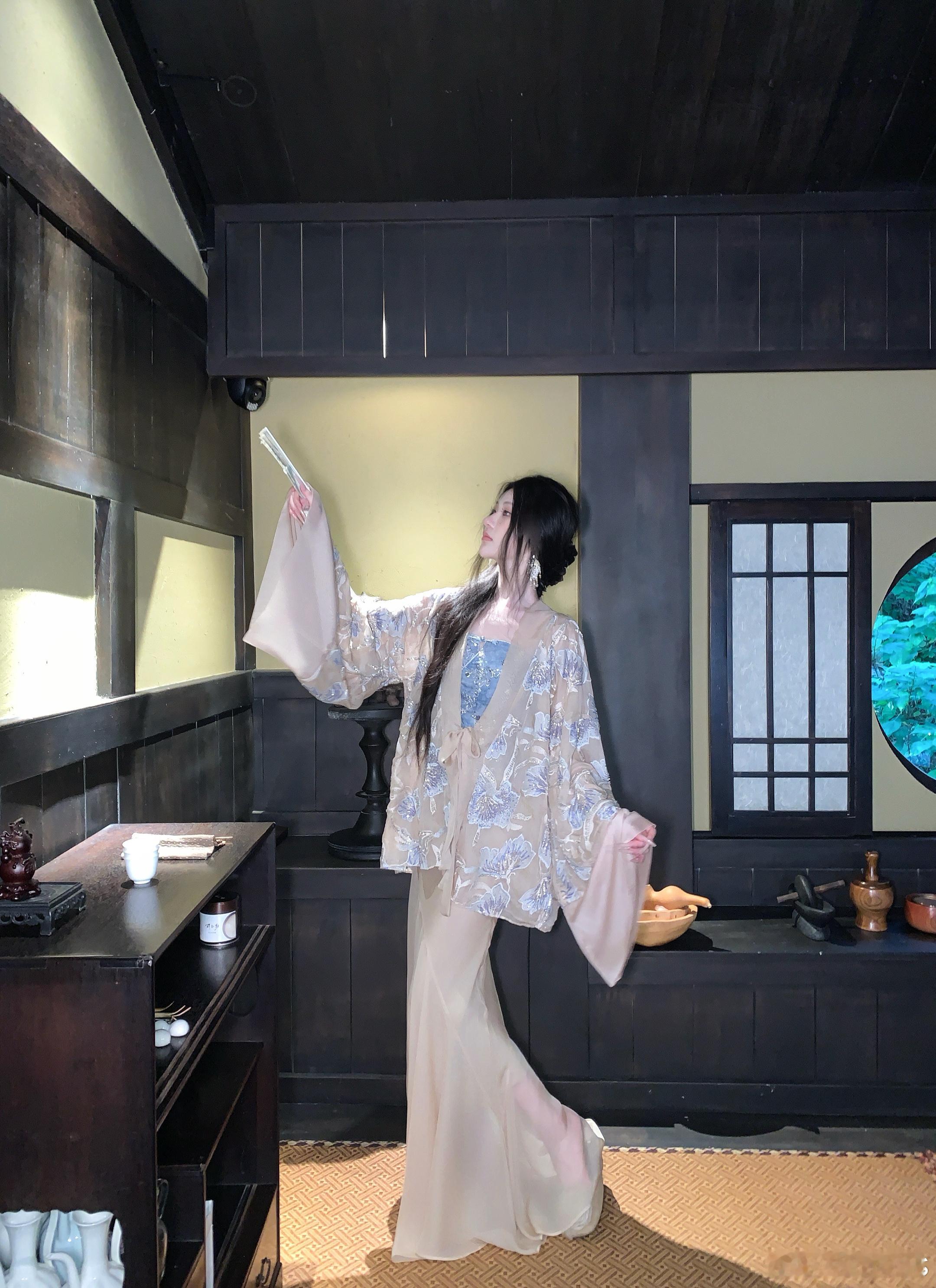 𝑴𝑶𝑺𝑺 𝟕.𝟐𝟔/𝟐𝟎:𝟎𝟎𝒑𝒎【砂烟荷渡】新中式重