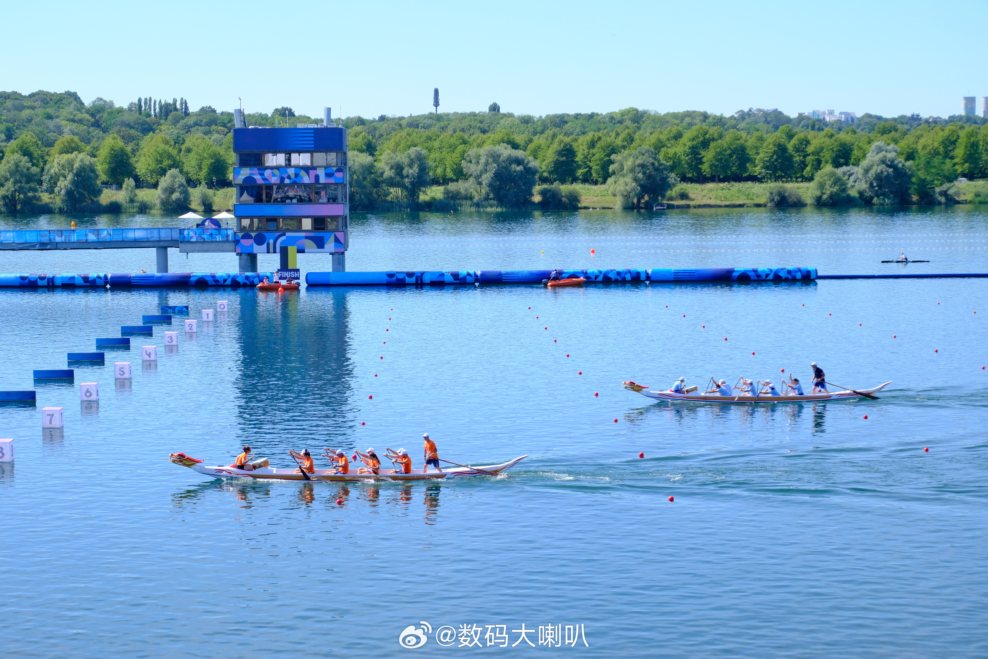 #龙舟入奥再进一步##带中国龙舟到世界赛场#8月8日，在比亚迪与国际皮划艇联合会