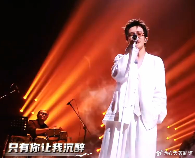 后陡门的风响起王一珩夏地夏地属于禾伙人的循环单曲上线！见证少年从十亩田地奔赴聚光