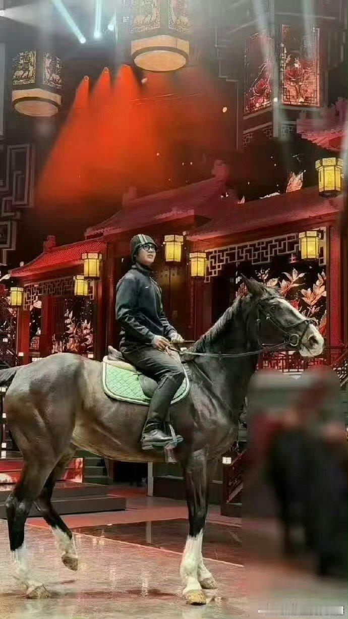 辽宁春晚倒计时直播辽宁春晚 被于适帅晕了！这种鲜衣怒马的少年感，真的太难得一见了