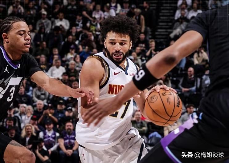 穆雷45分用8记三分带队射落爵士，看看球员数据，谁是赢球功臣？！

01、穆  