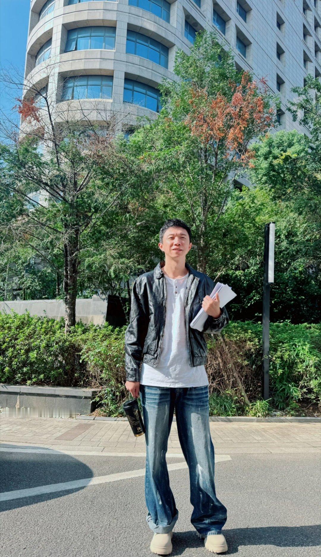 看到宋家腾身边这位老师…这回不是卧底就是反派了