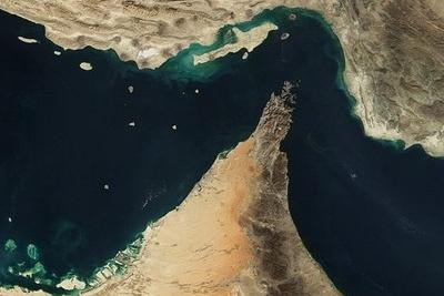 霍尔木兹海峡和马六甲海峡有何不一样？美国为何上头入心。
 
近期网络上经常提到的