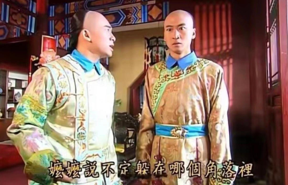 利威尔cosplay 给我嬷爽了战斗女仆（？）  笑死虽然以前出过别的角色的性转