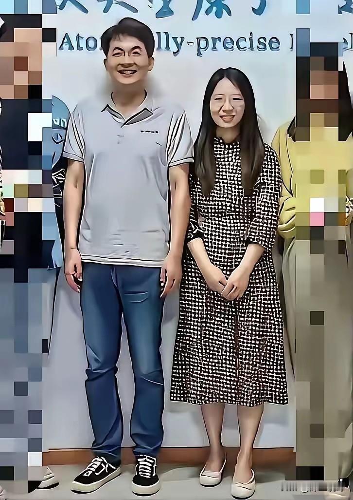 正是在付磊担任武汉大学人事处处长期间，武大“非升即走”的聘期制度引发广泛讨论，网